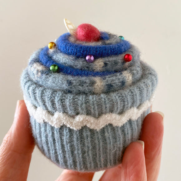 Original Cupcake Pincushion: Blue