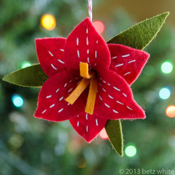Christmas Amaryllis Ornament PDF PATTERN
